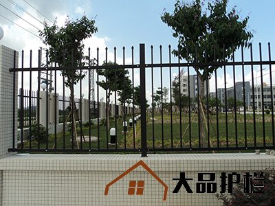 中山小区围栏安装现场展示图五